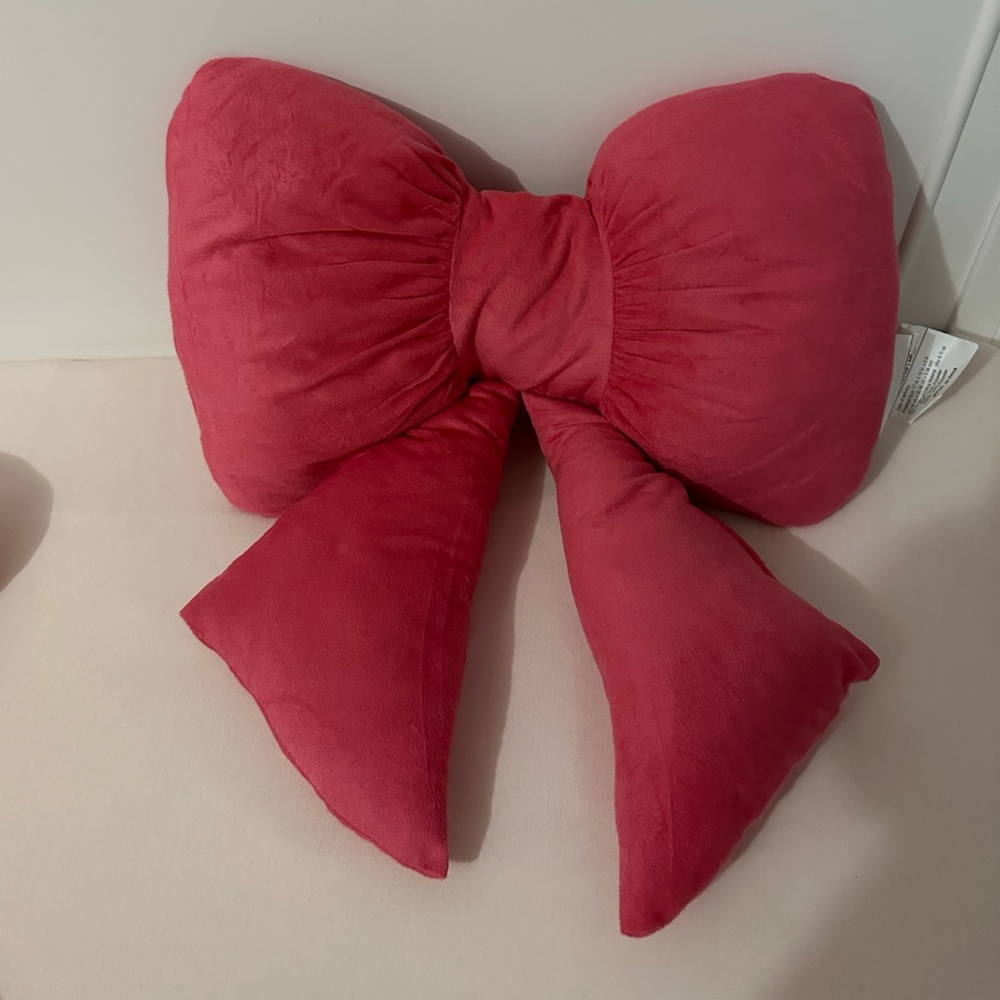 Pink Bow-Shaped Pillow